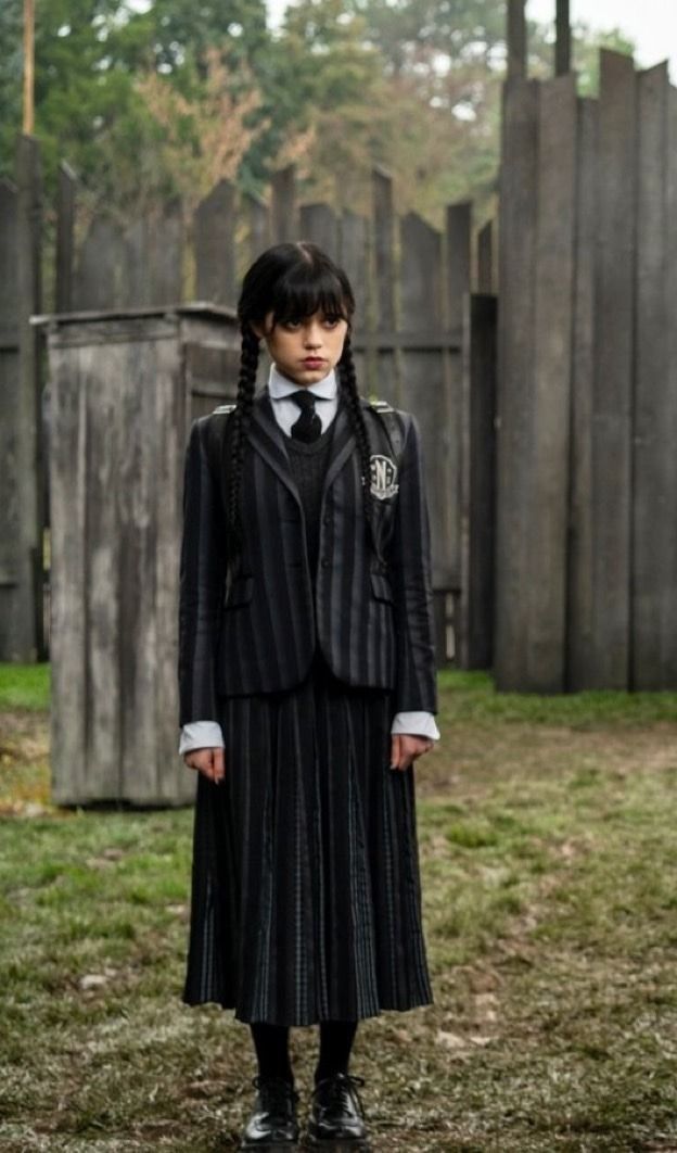 Addams Family outfit ideas 0012