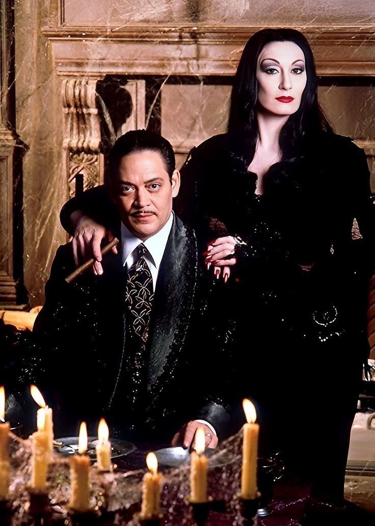 Addams Family outfit ideas 0042