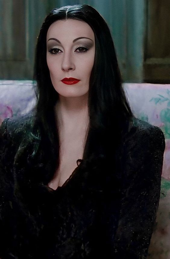 Addams Family outfit ideas 0081