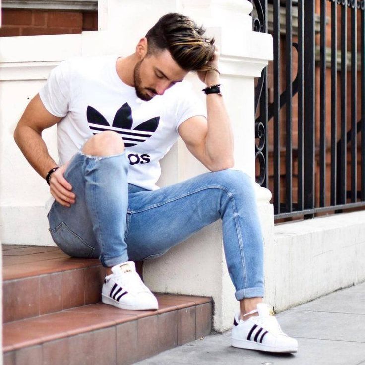 Adidas sneakers outfit ideas for everyday wear.