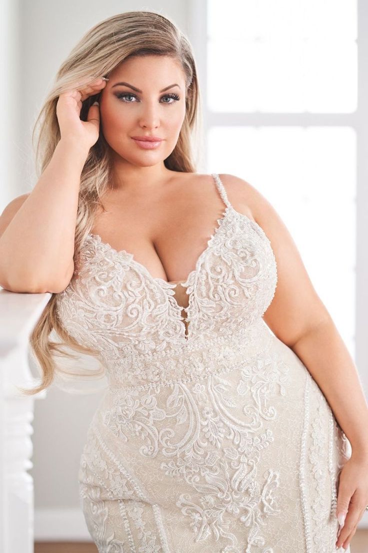 affordable plus size seductive outfit ideas