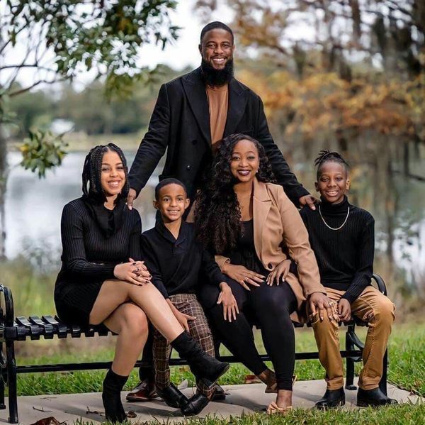 African American family photo outfit ideas 0010