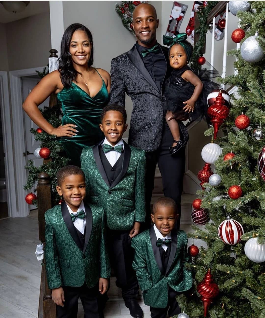 African American family photo outfit ideas 0018