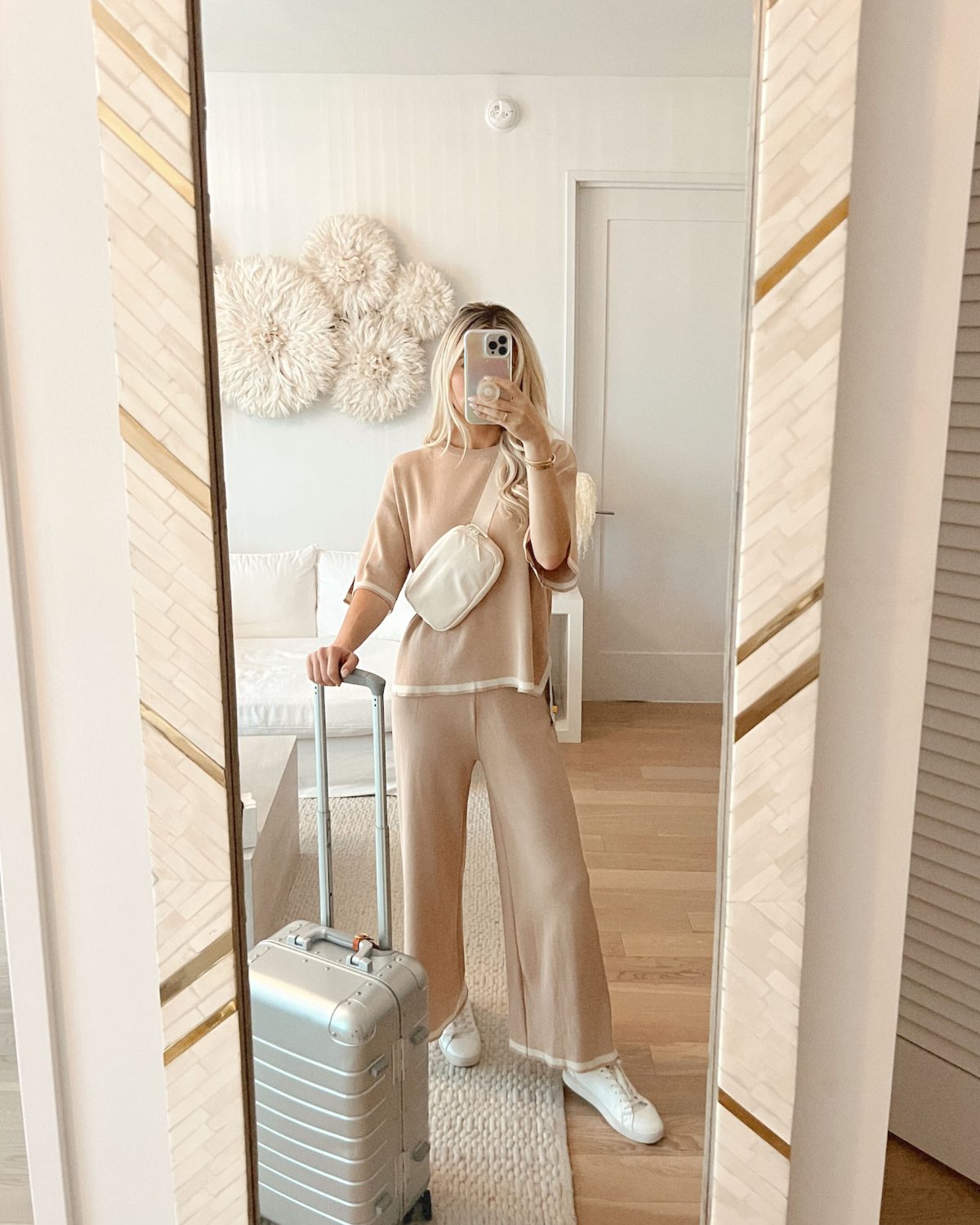 airplane outfit ideas 0040