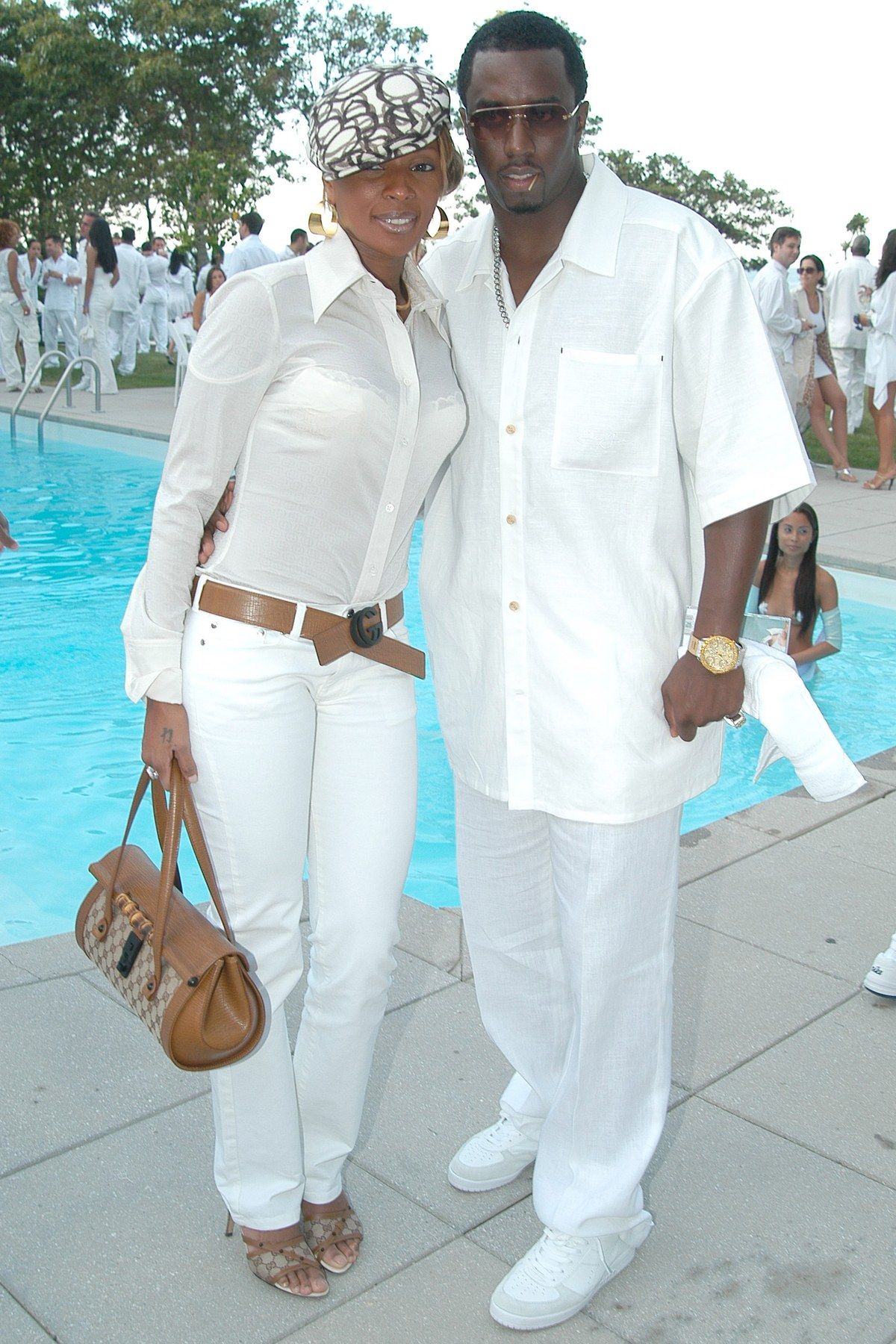 all white pool party outfit ideas 0090