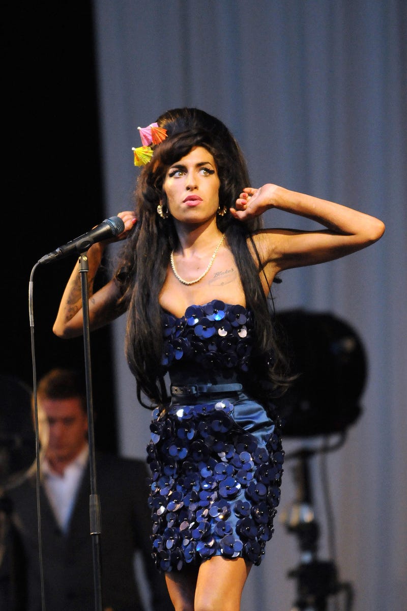 Amy Winehouse outfit ideas 0033