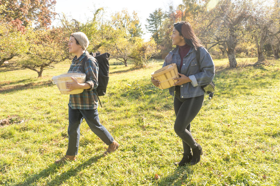 apple picking outfit ideas 0038