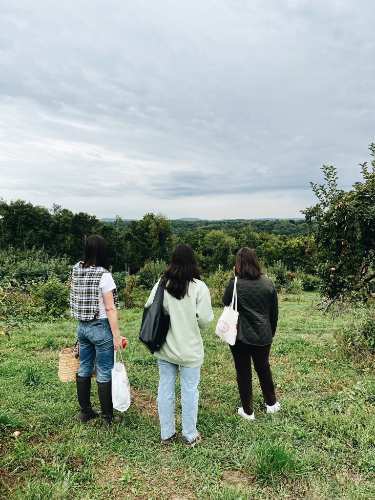 apple picking outfit ideas 0059