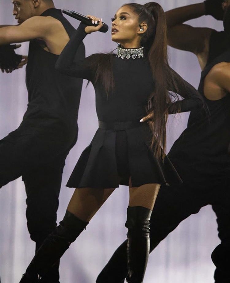 Ariana Grande concert outfit ideas 0014