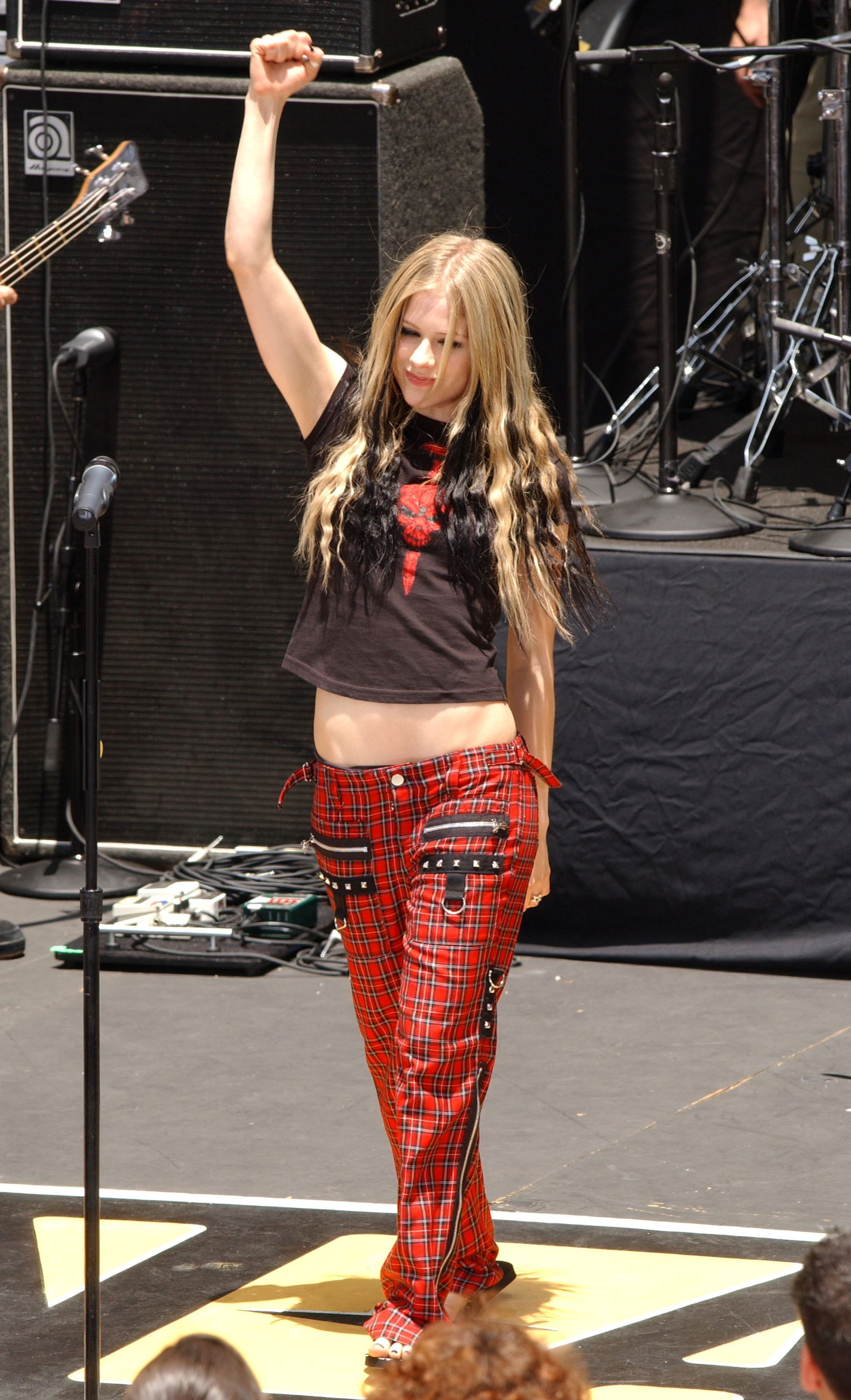 Avril Lavigne outfit ideas 0025