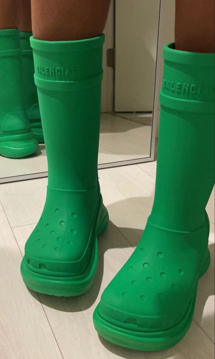 Balenciaga croc boots outfit ideas 0042