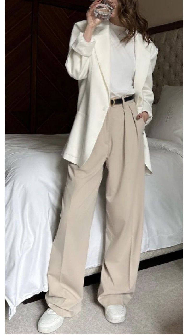 beige pants outfit ideas 0030