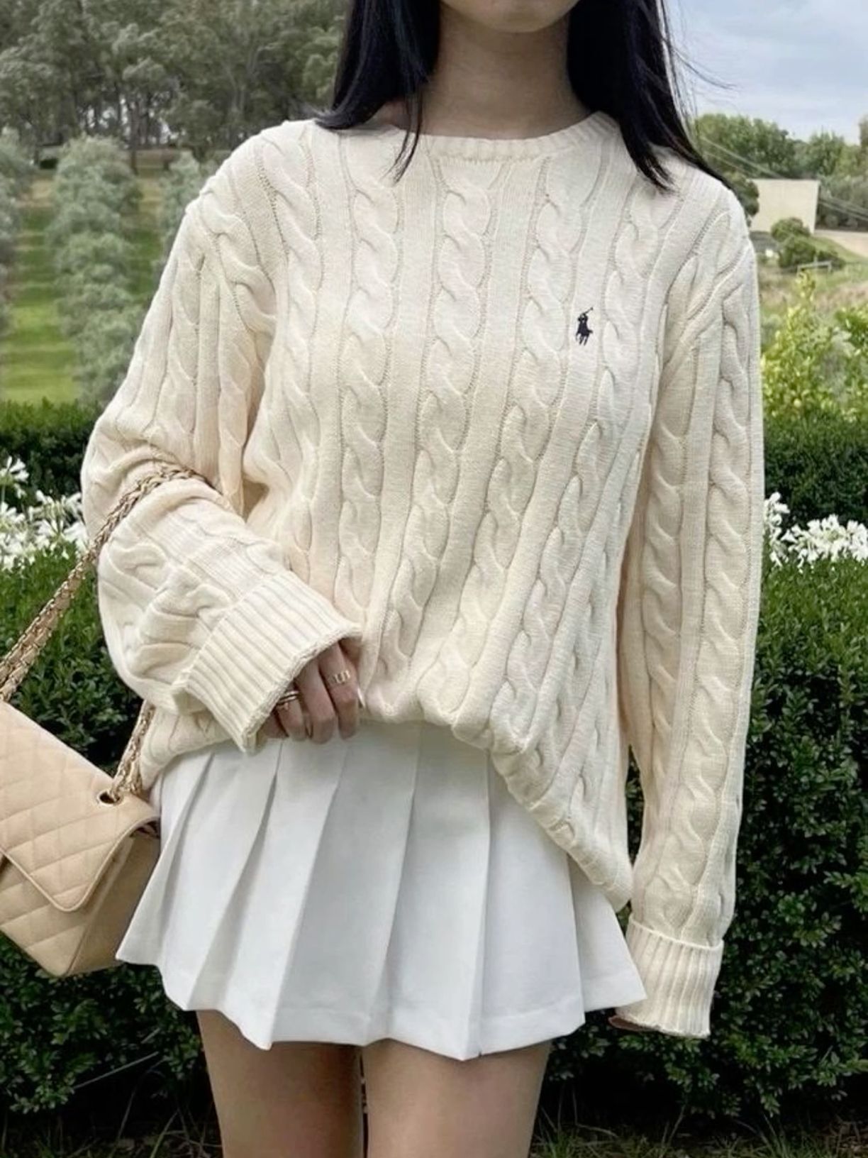 beige sweater outfit ideas 0063