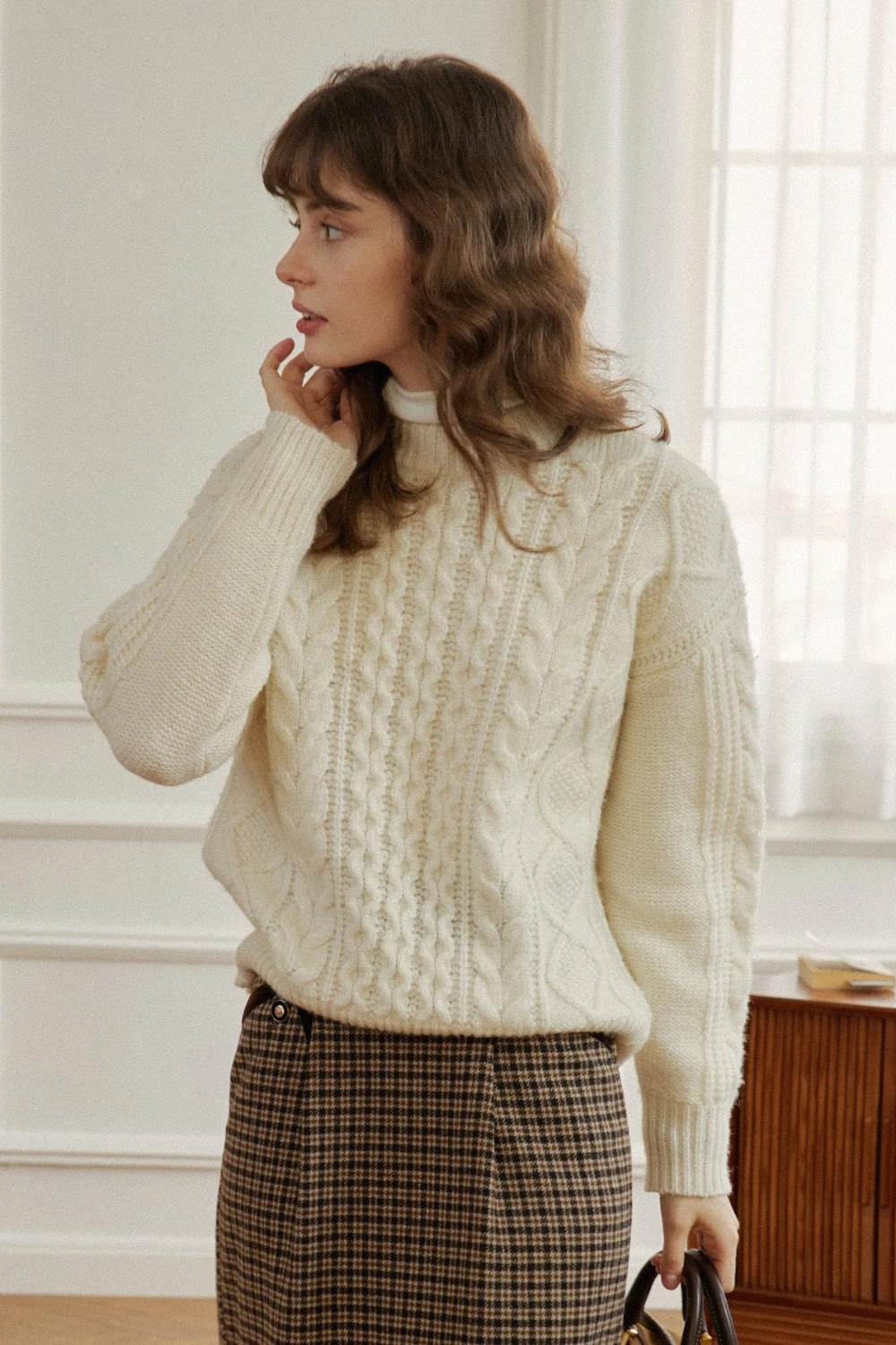 beige sweater outfit ideas 0082