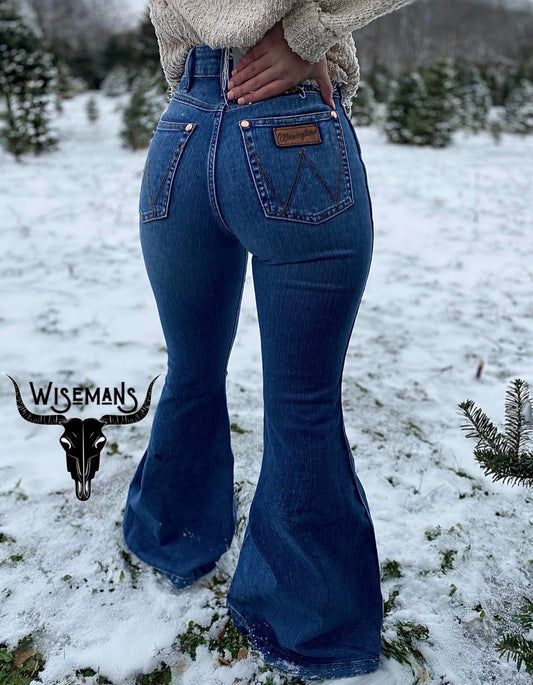 bell bottom jeans outfit ideas 0097