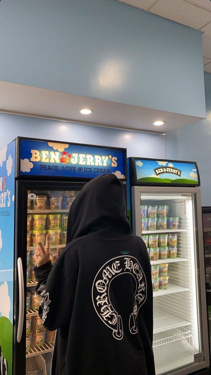 Ben and Jerry outfit ideas 0024