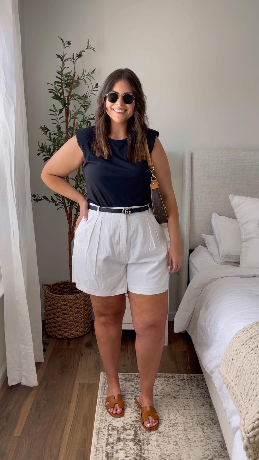 bermuda shorts outfit ideas 0033