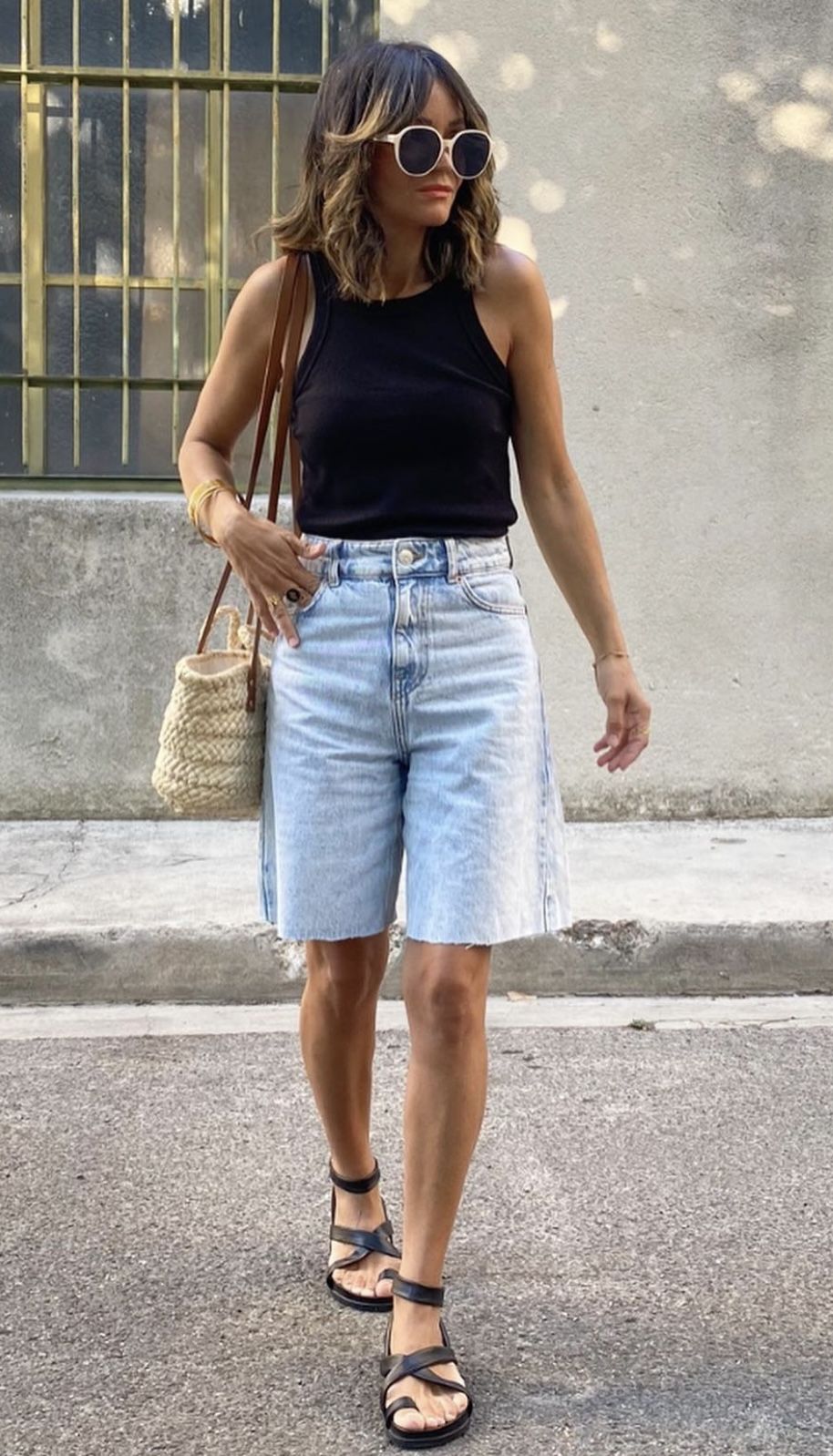 bermuda shorts outfit ideas 0056