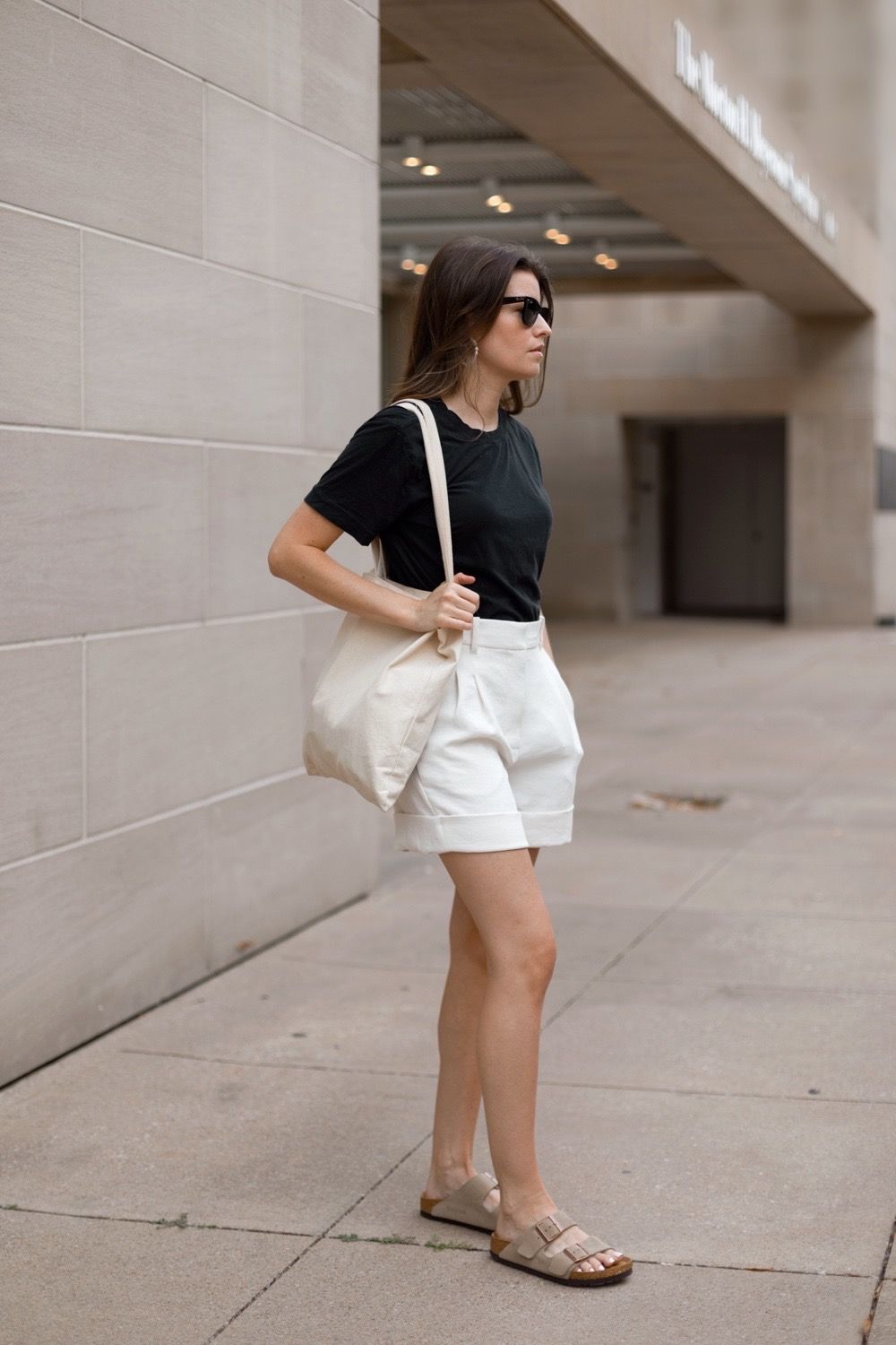 bermuda shorts outfit ideas 0079