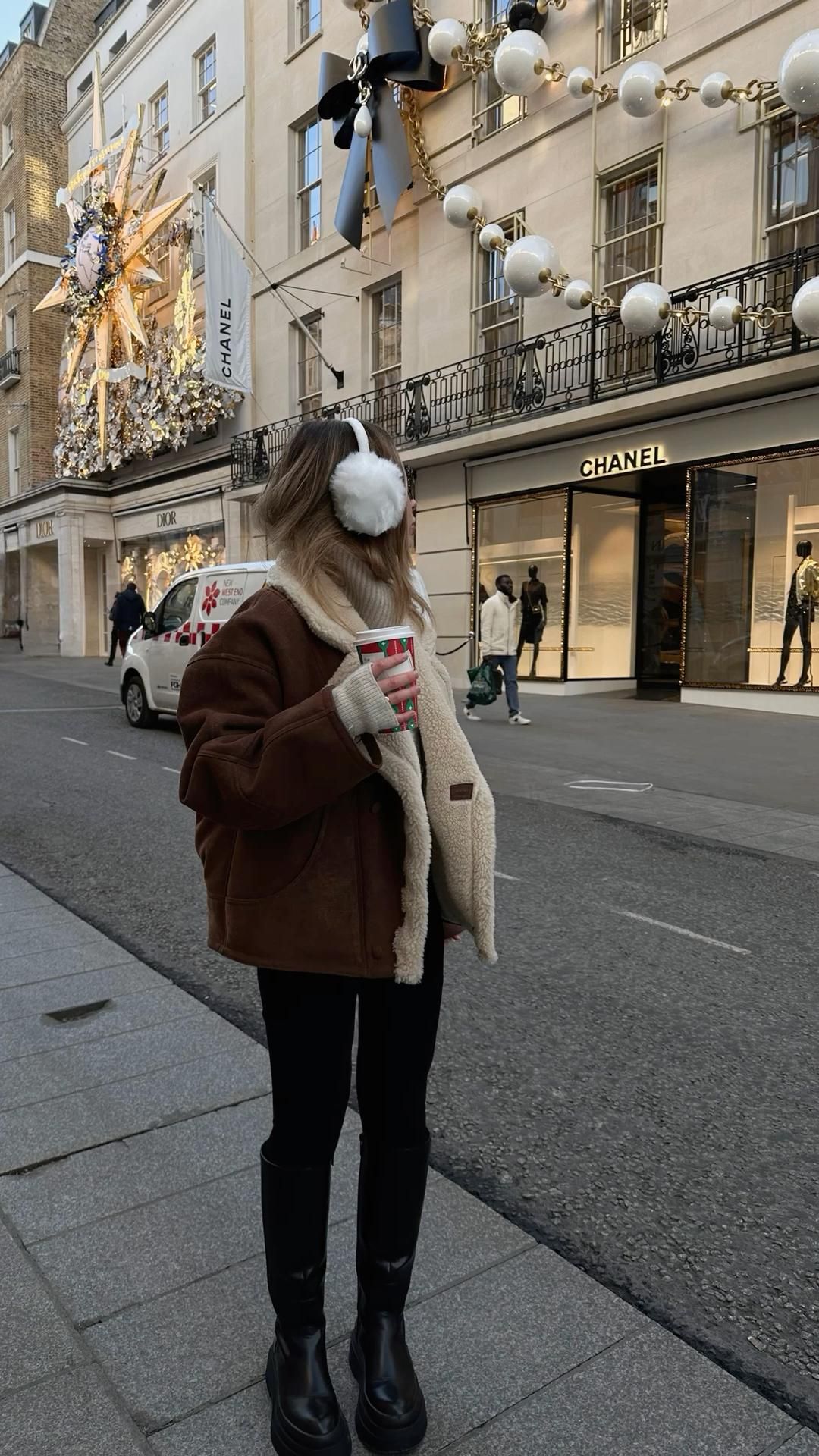 best casual looks featuring a white puffer jacket