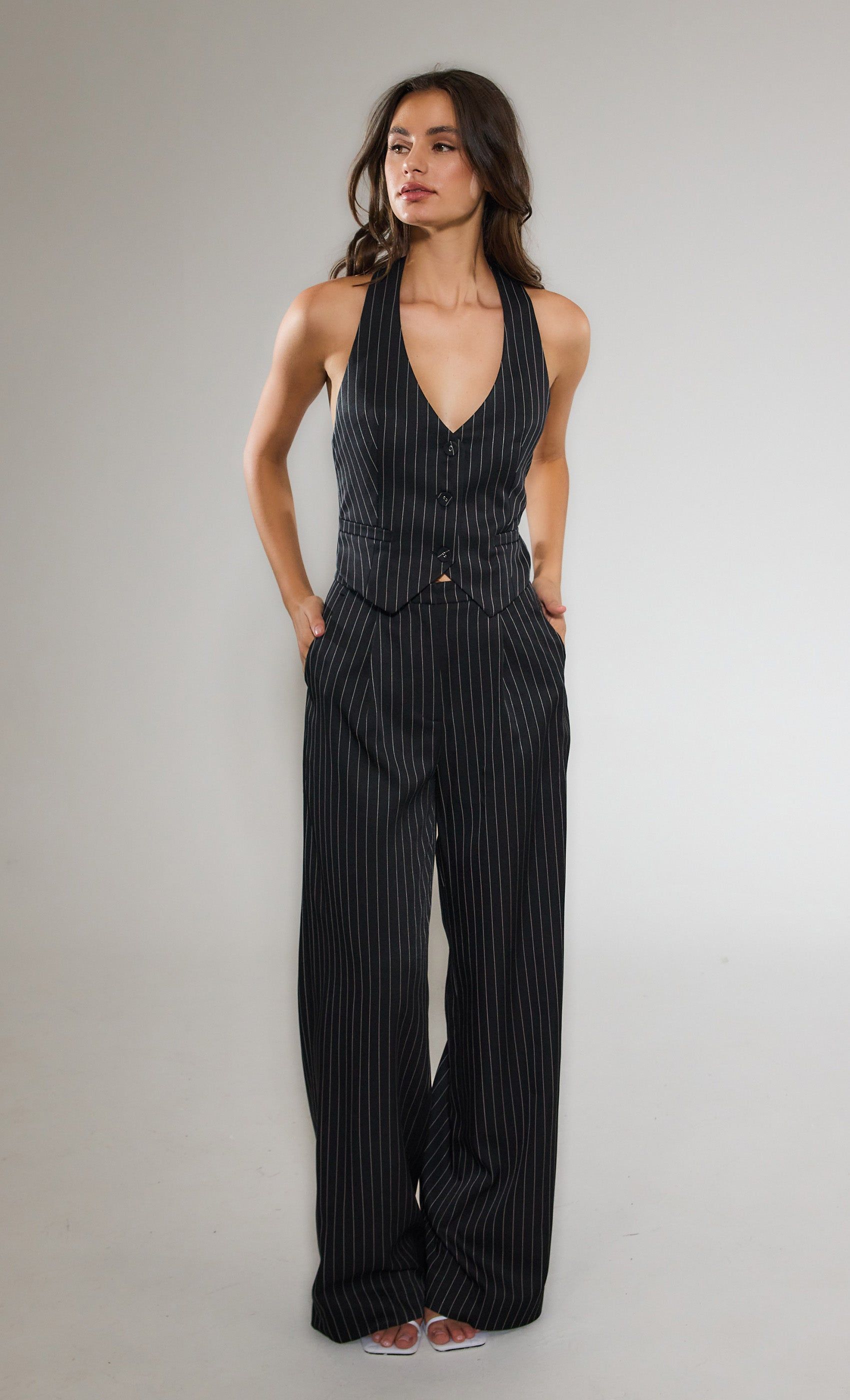 black jumpsuit outfit ideas 0033