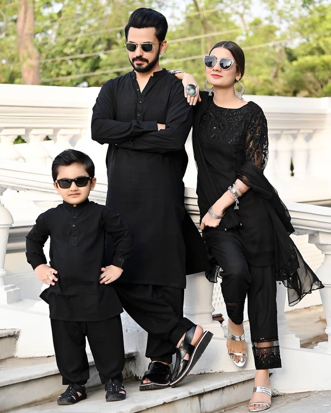 black mom and son photoshoot outfit ideas 0058