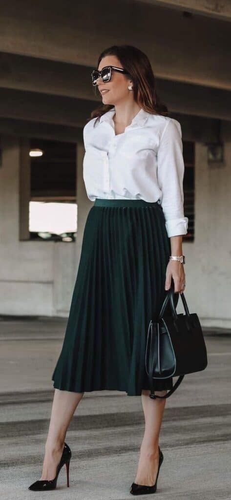 black pleated skirt outfit ideas 0062