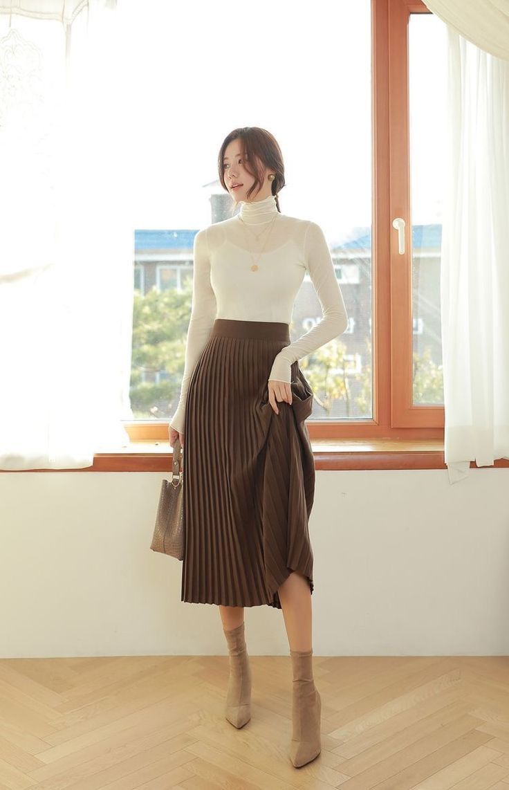 black pleated skirt outfit ideas 0089