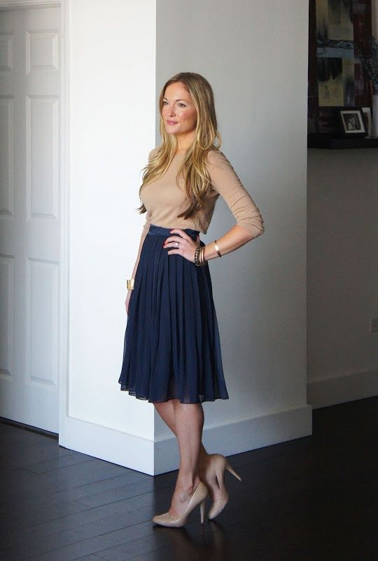 black pleated skirt outfit ideas 0092