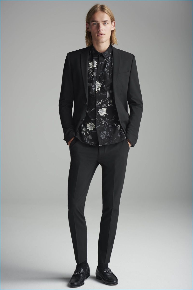 black suit outfit ideas 0024