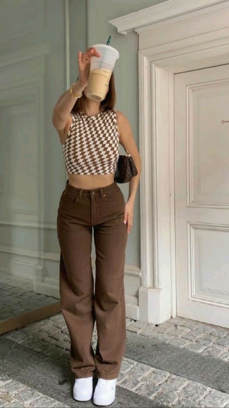 brown cargo pants outfit ideas 0052