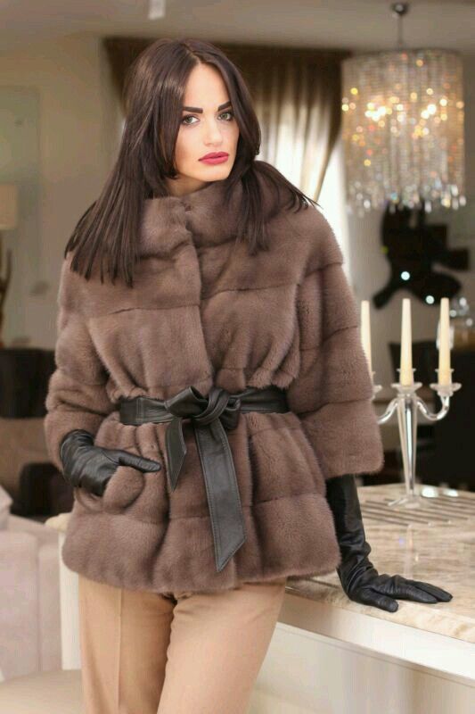 brown fur vest outfit ideas 0030