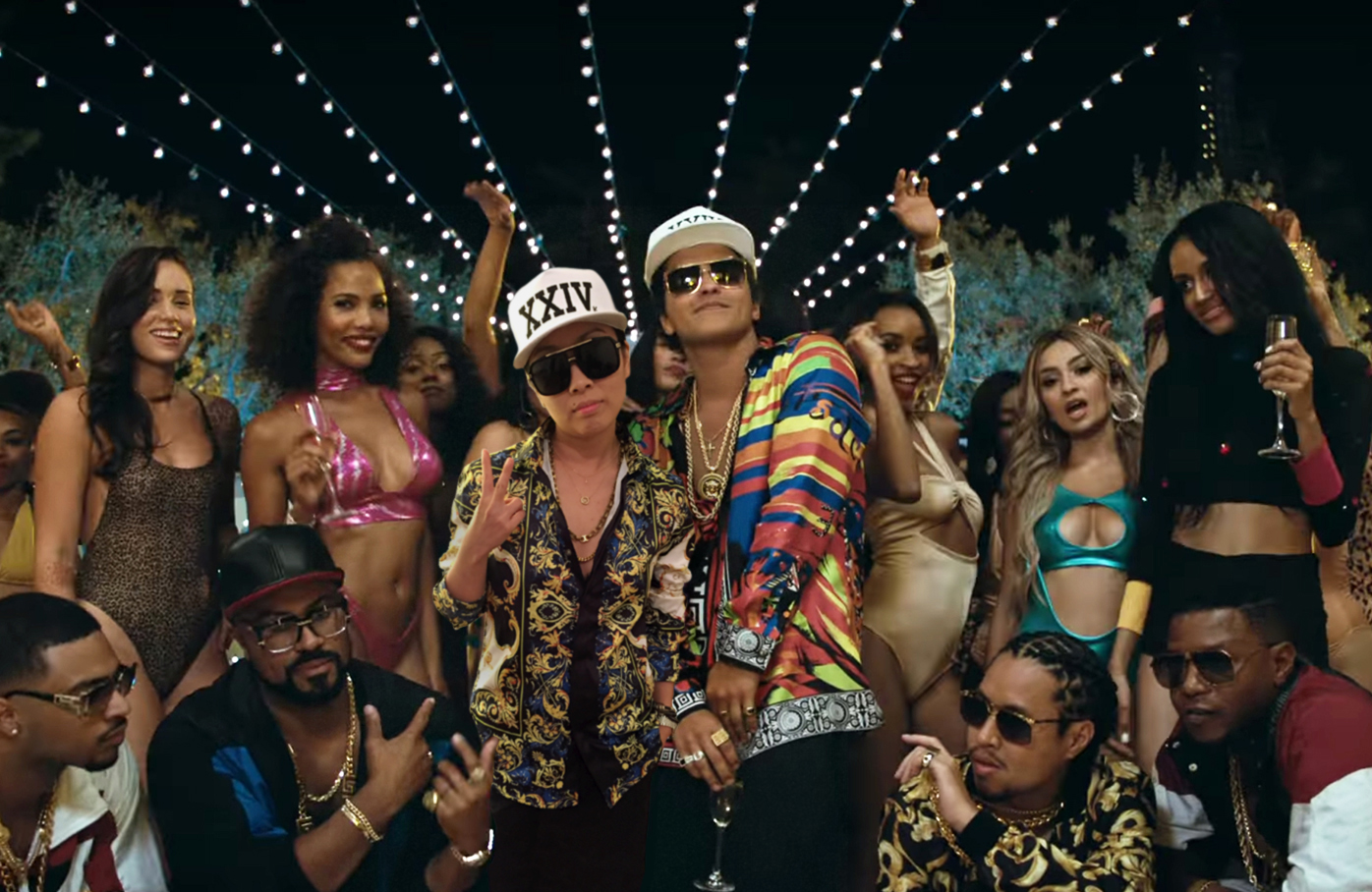 Bruno Mars outfit ideas 0045