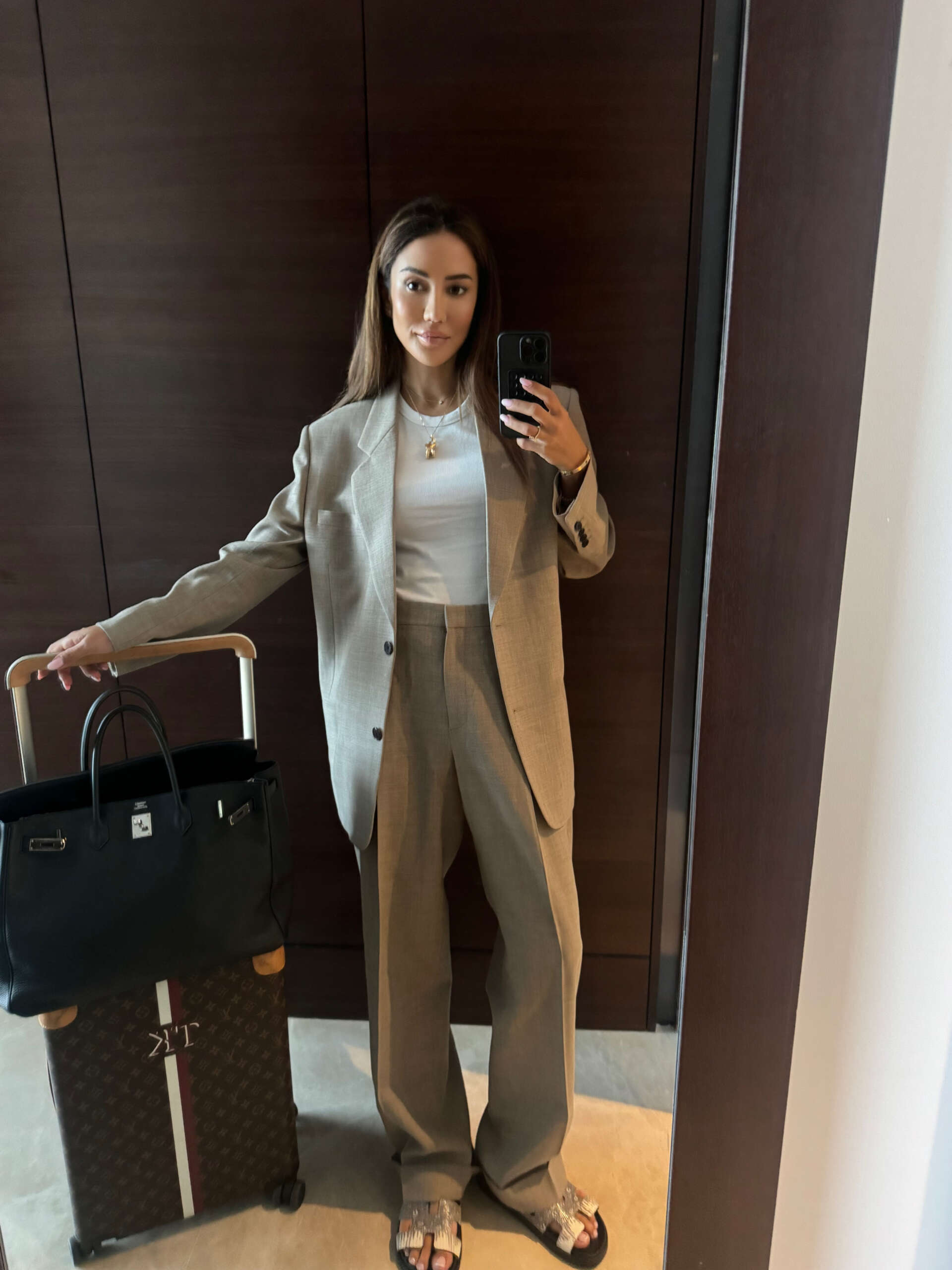 business travel outfit ideas 0023