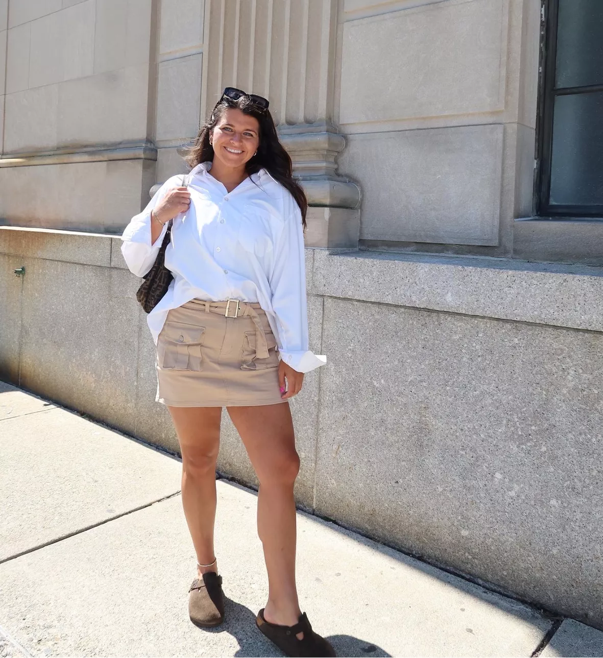 casual cargo skirt outfit inspiration