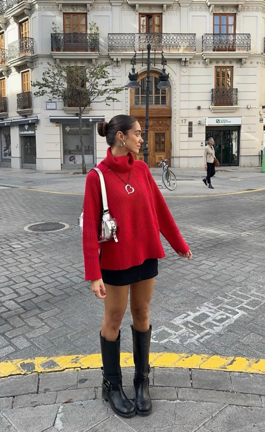 casual looks with red boots