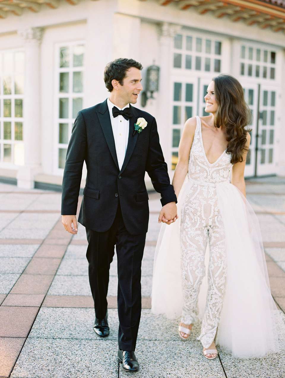 chic outfit ideas for wedding reception