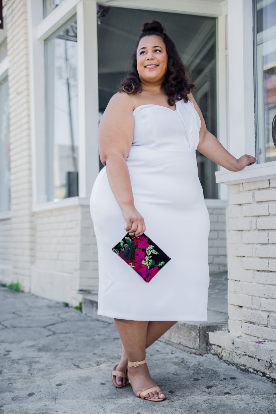 chic plus size graduation outfit suggestions