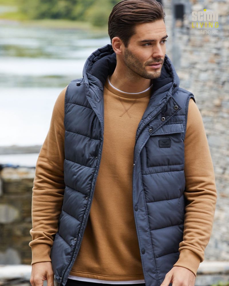 chic winter outfit ideas for guys.