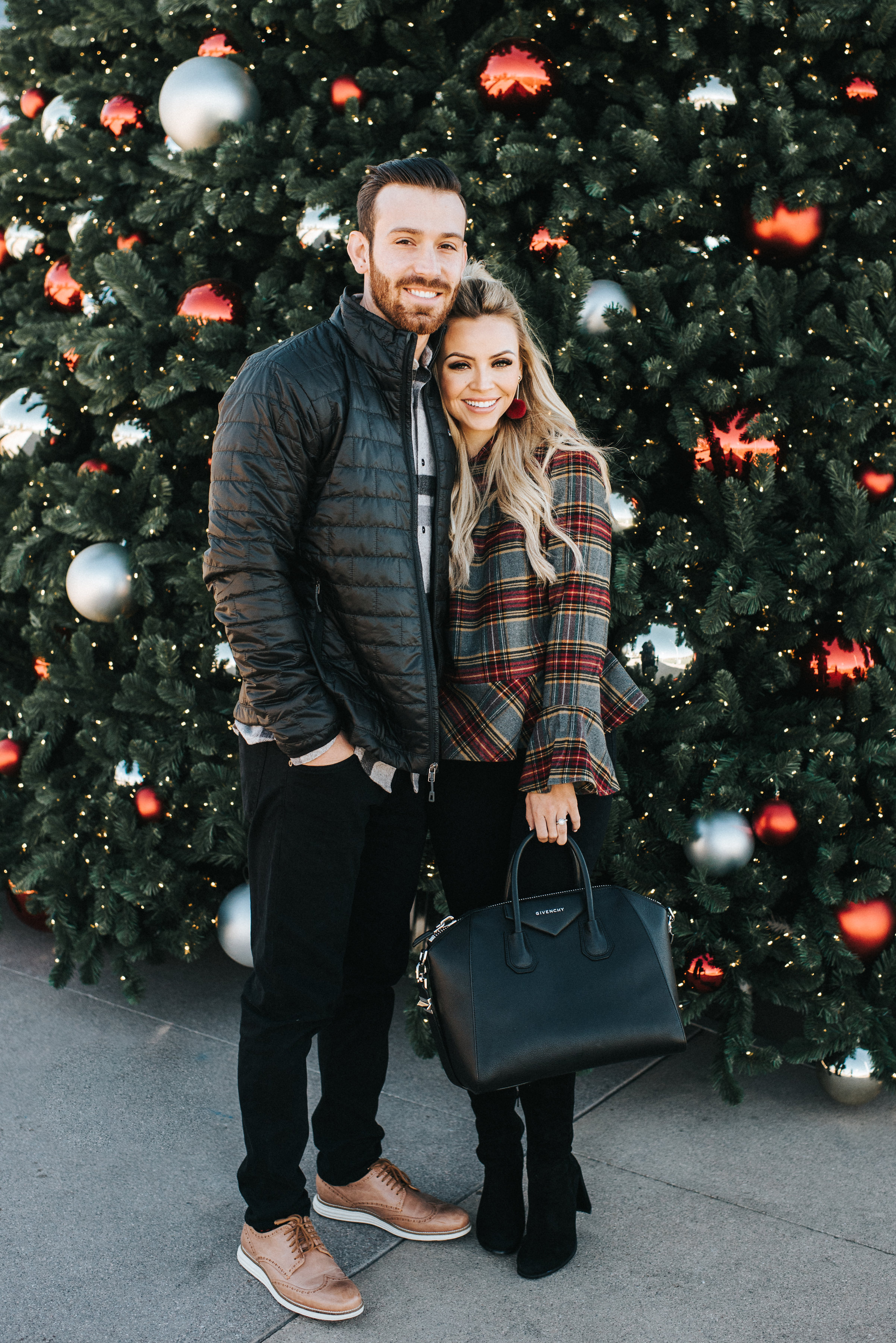 Christmas couple outfit ideas 0018