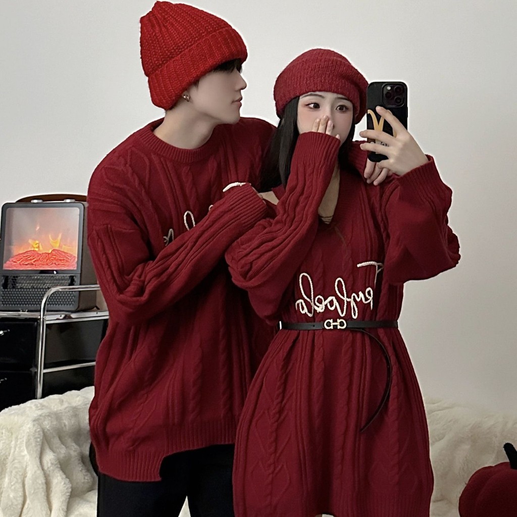 Christmas couple outfit ideas 0053