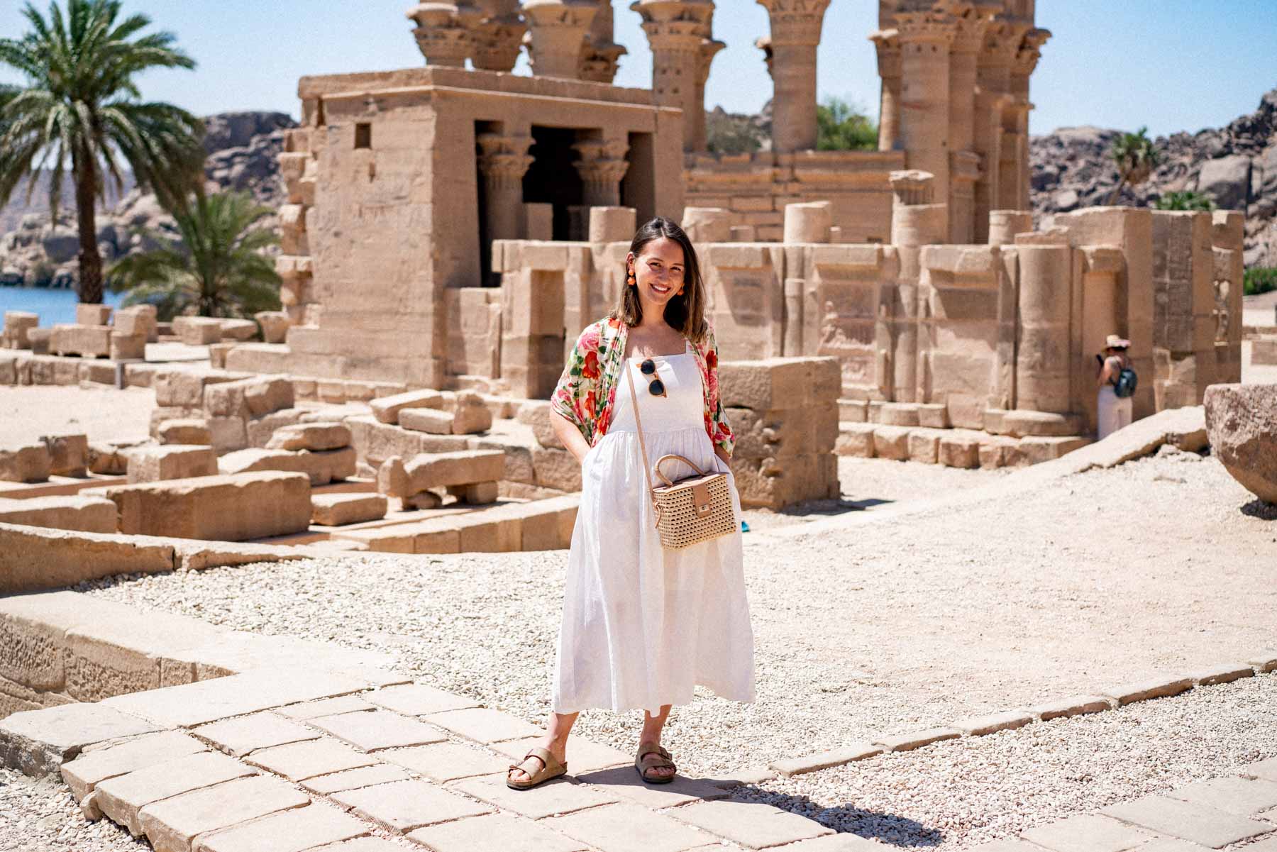 comfortable Egypt outfit ideas for hot weather