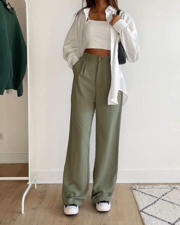 comfortable green pants outfit ideas for everyday wear