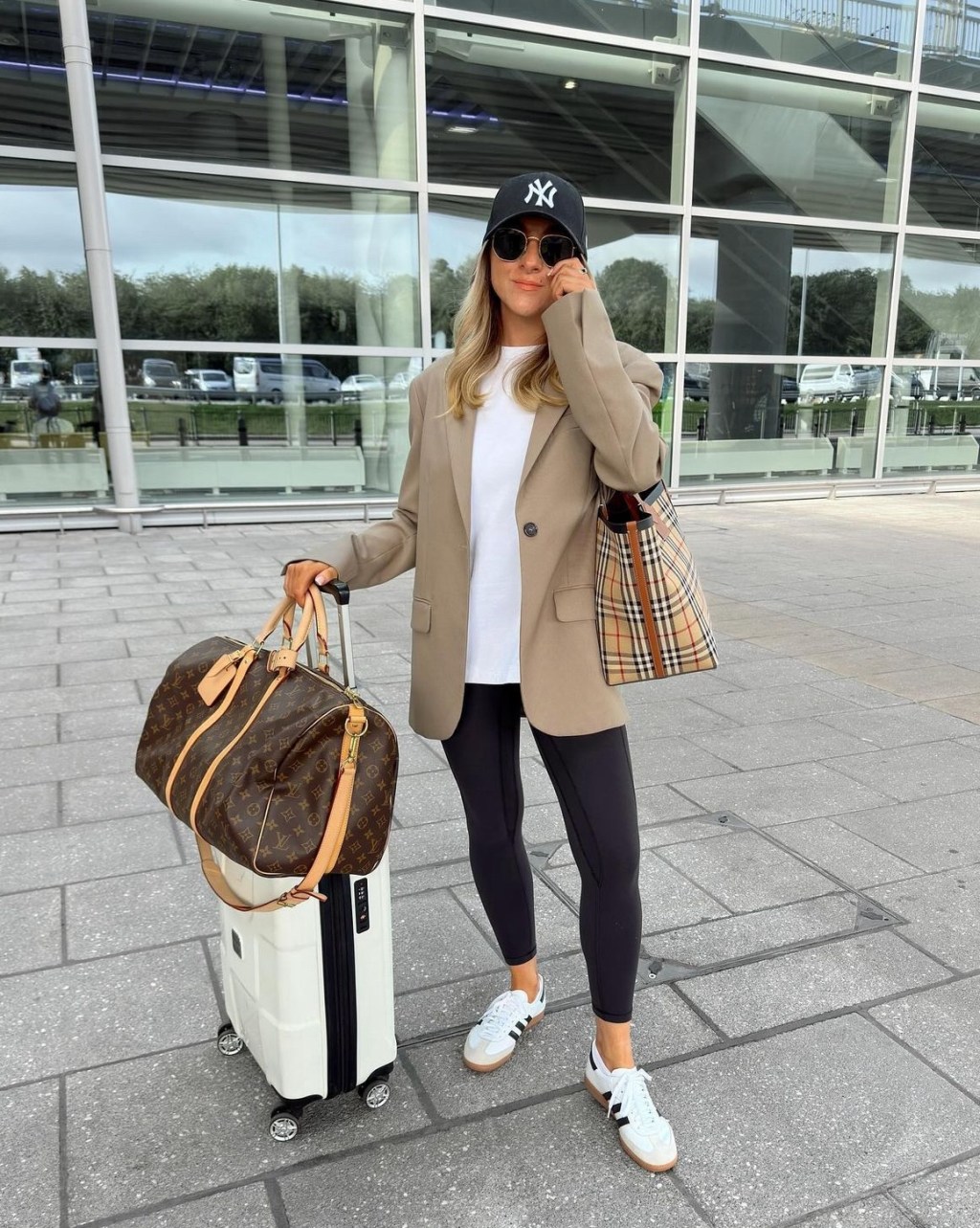 comfy airport outfit ideas 0037