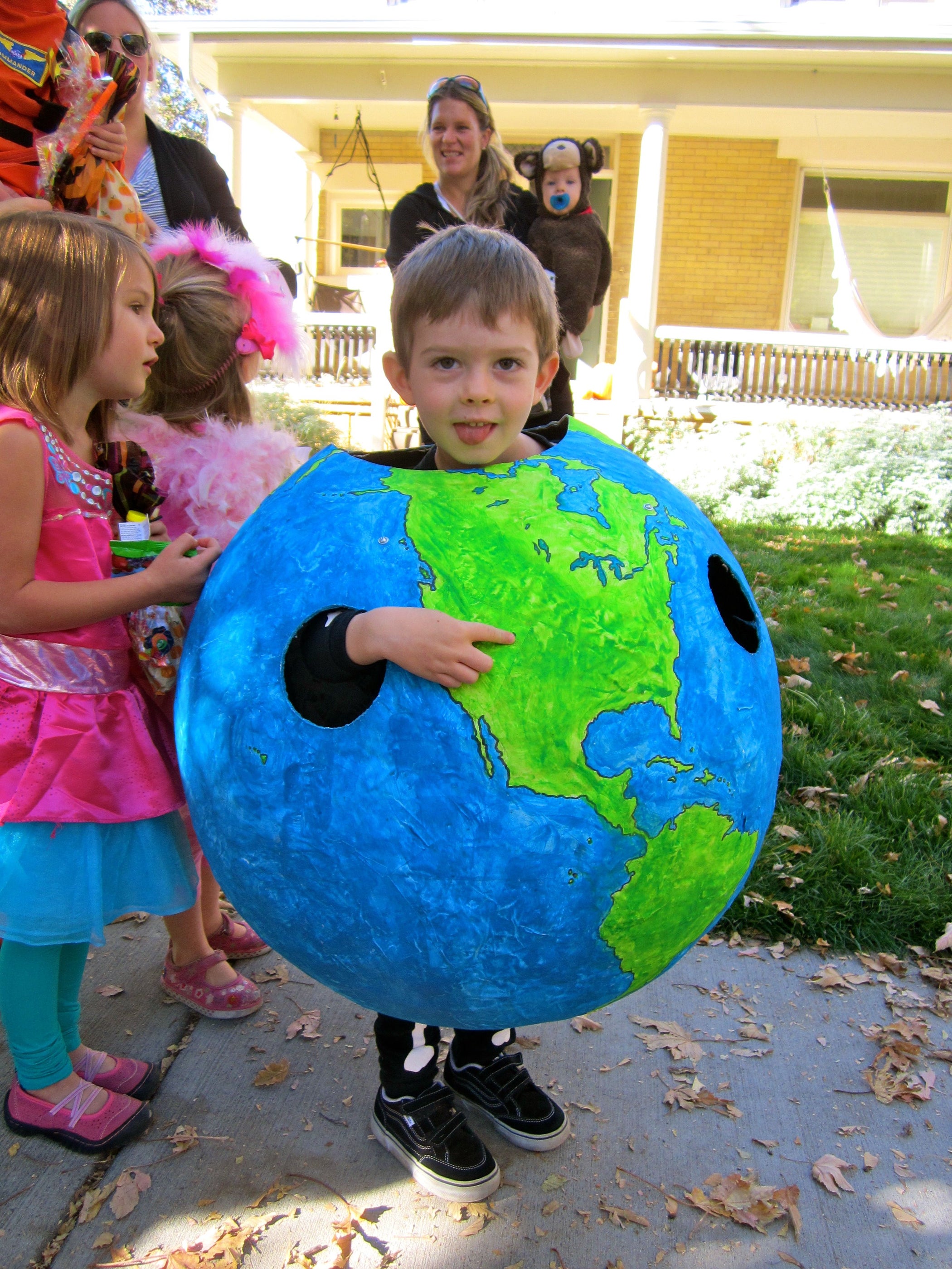 coordinating accessories for Earth Day outfits