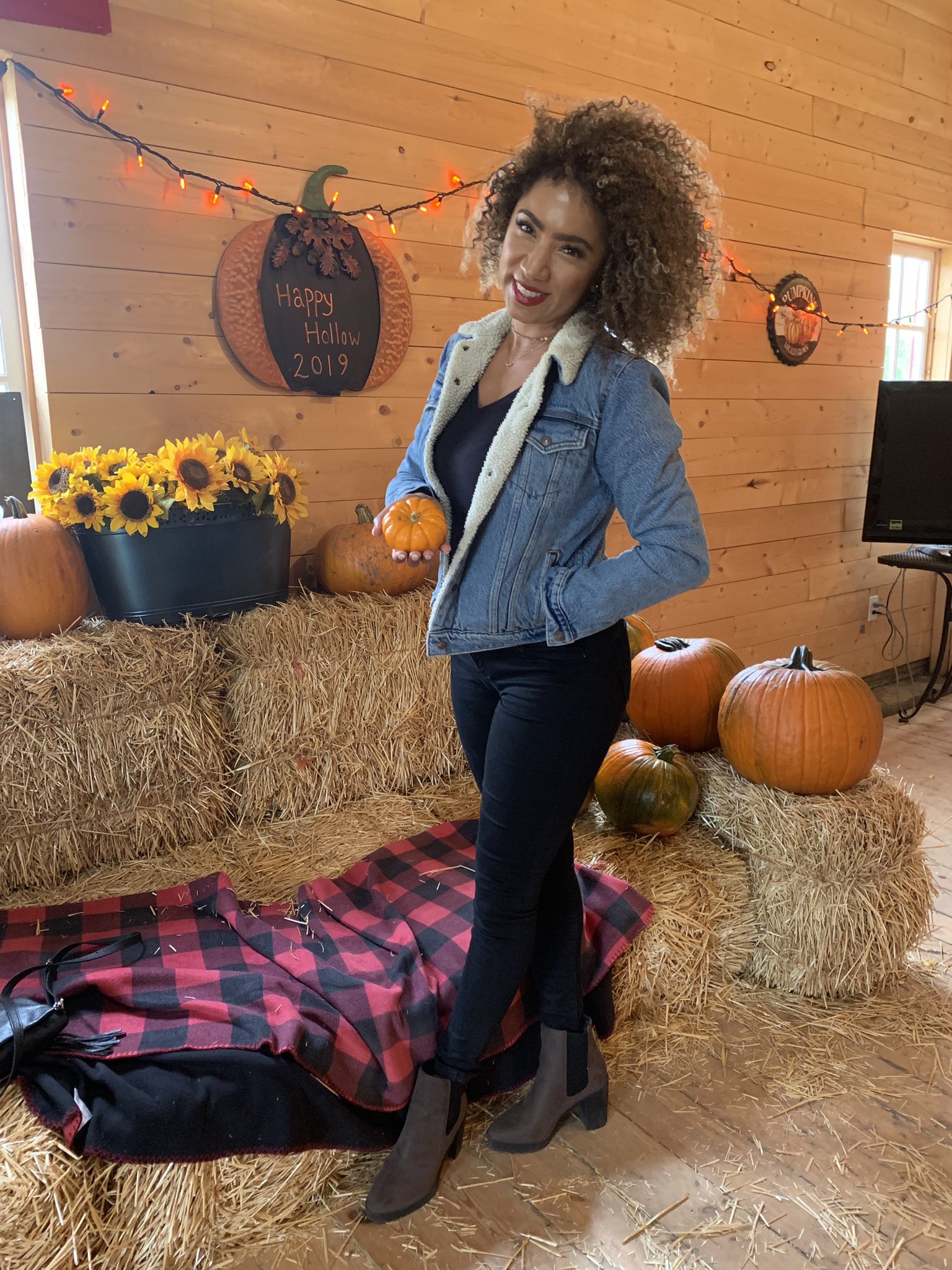 corn maze outfit ideas 0079