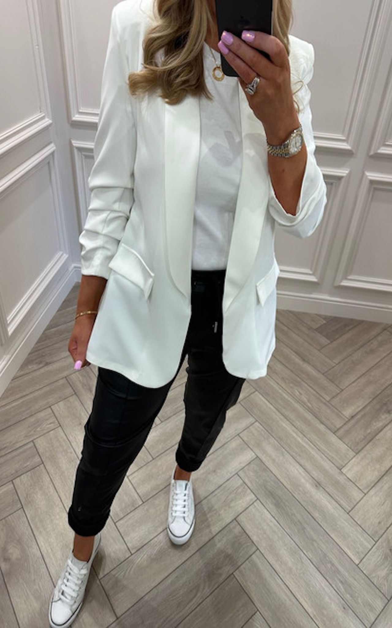 cream blazer outfit ideas 0029