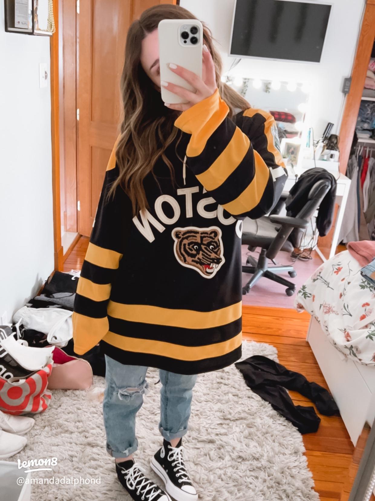 date night hockey game outfit ideas 0039