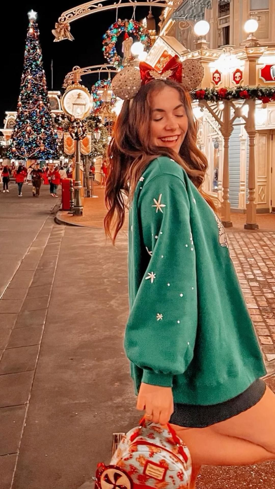 Disney Christmas outfit ideas 0037