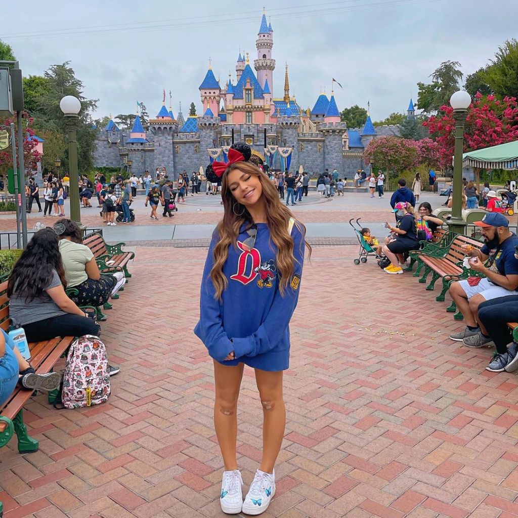 Disneyland outfit ideas for winter weather